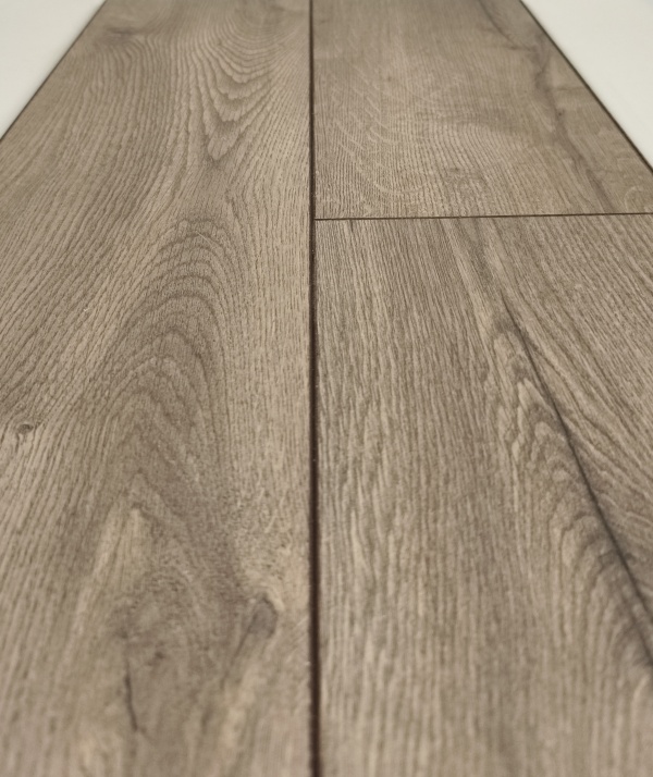 Ламинат Swiss Krono Магистр D50527 Дуб Элиан